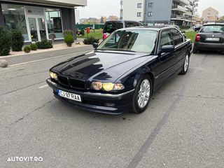 BMW Seria 7 730dA