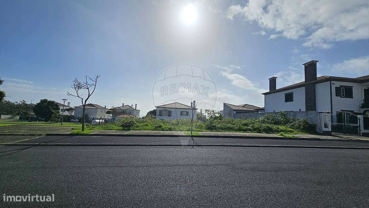 Terreno  para venda - Grande imagem: 2/4