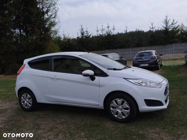 Ford Fiesta 1.25 Ambiente - 1