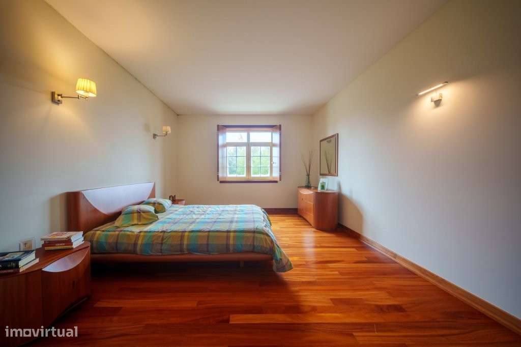 Moradia T5 - Tomar, inserida num amplo terreno de 15.560 m²-16