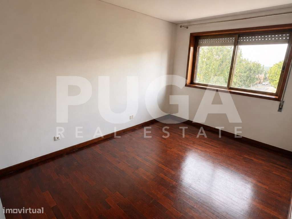 Apartamento T3 no Centro de Espinho | Vista Mar e Garagem Box-11