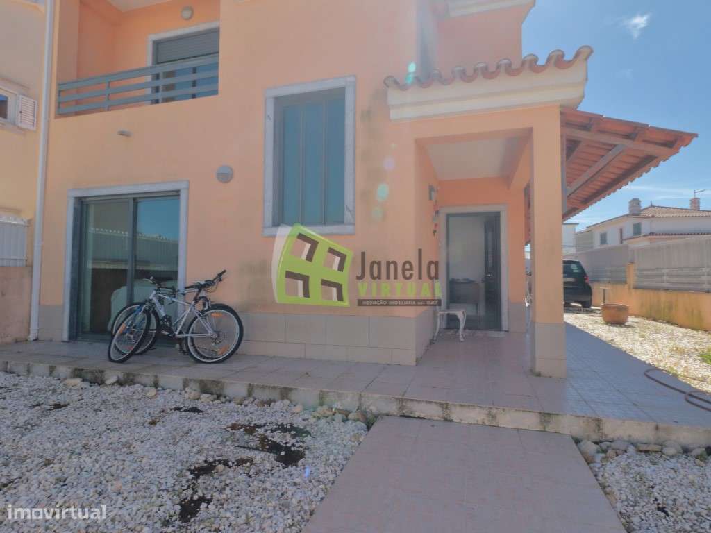 Moradia T3 com Garagem - Choilo, Azeitão-19