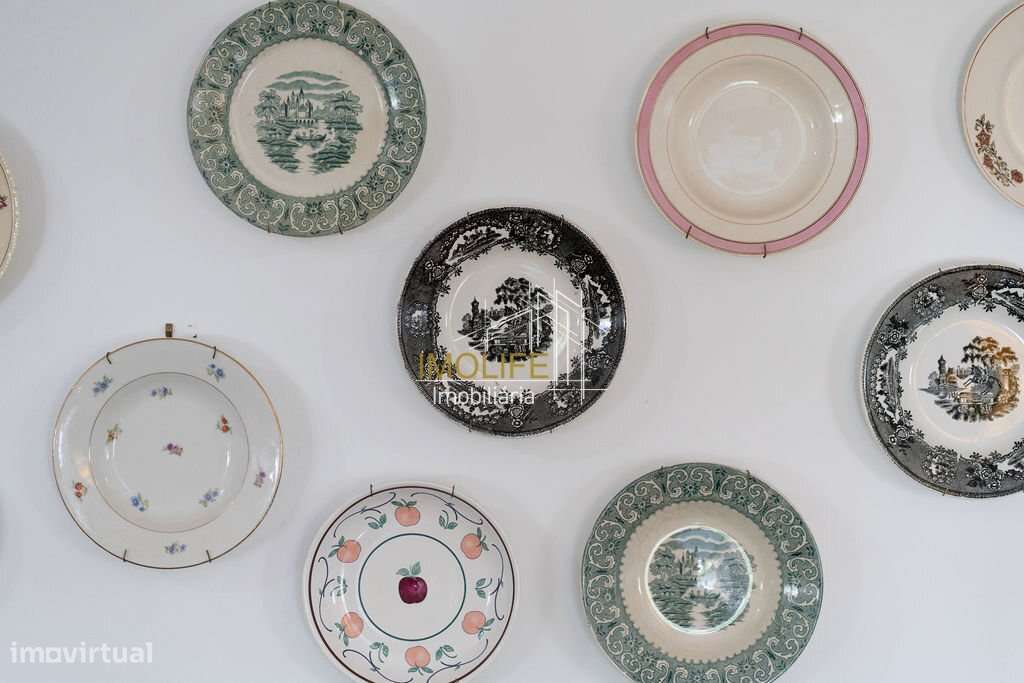 Excelente Moradia com dois pisos no centro do Vimieiro-50