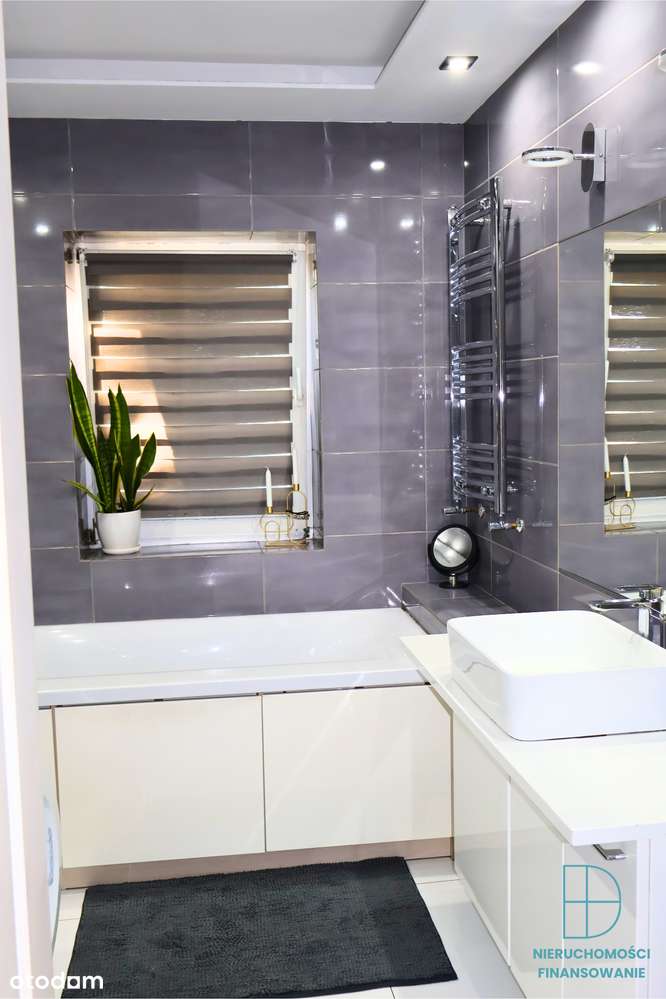 Dom z potencjałem dla dwóch rodzin-15