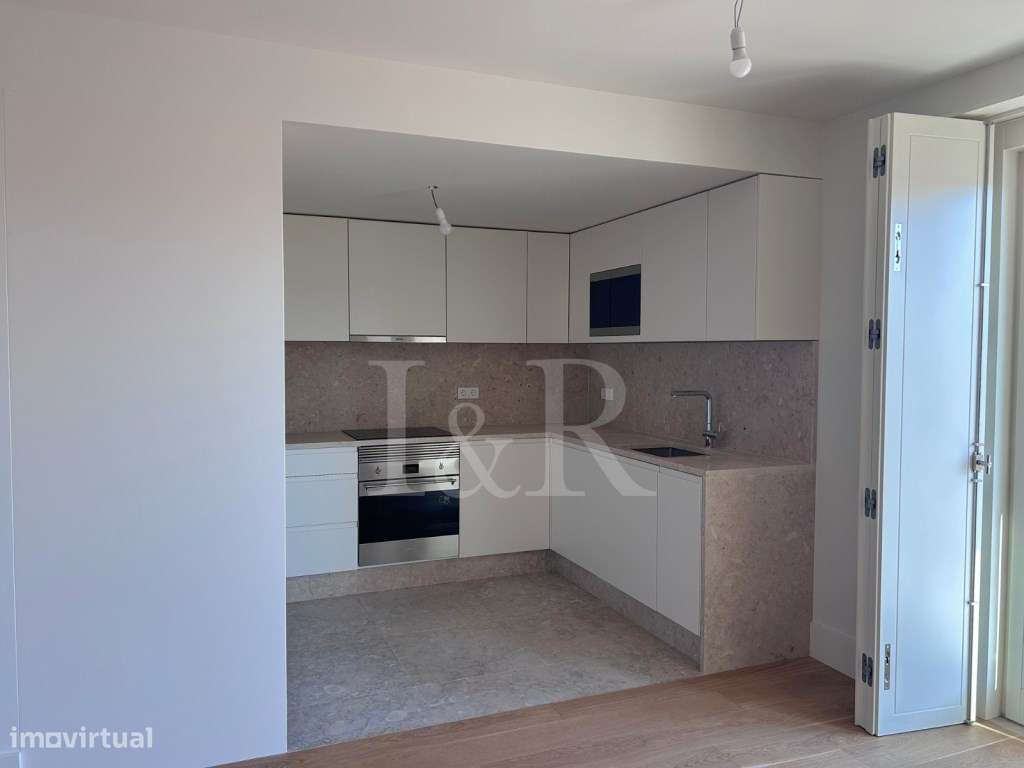 Apartamento T2 com varanda e estacionamento, Capuchos Residences, L... - Grande imagem: 5/43
