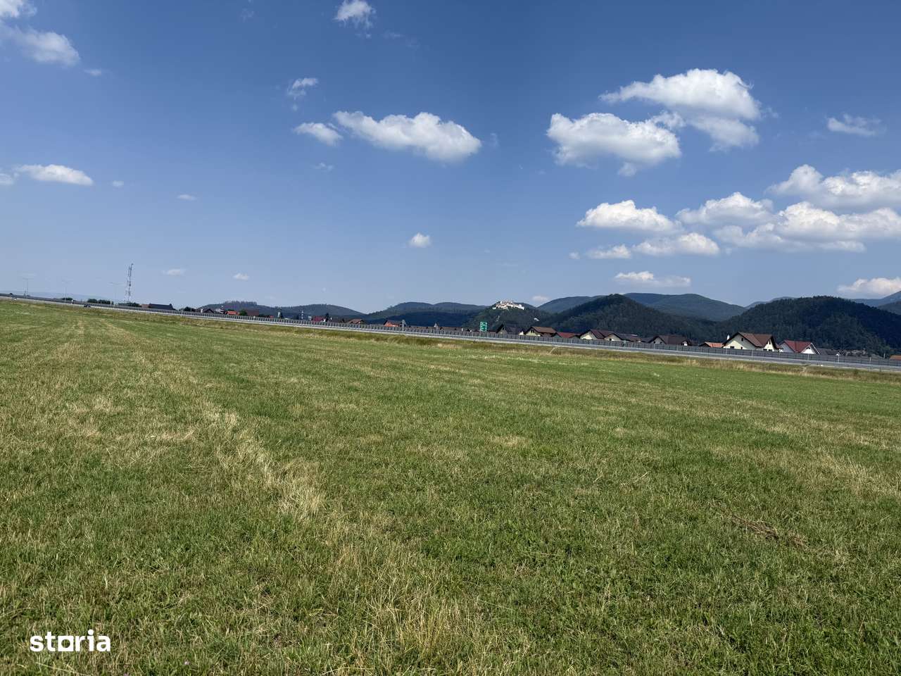 Teren intravilan Rasnov,judet Brasov,loturi de 500 mp si in rate-5