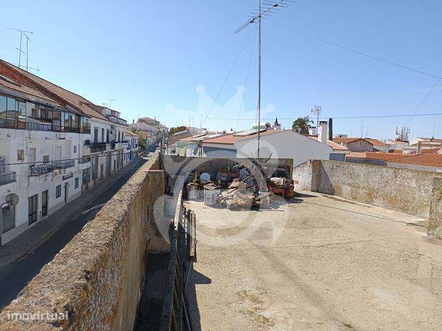 Moradia - centro de Reguengos-40