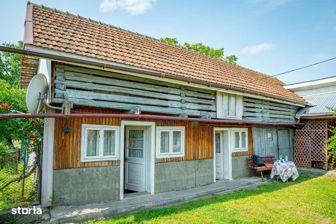 O casa, un teren, mai multe optiuni – Comanesti, Str. Moldovei-1