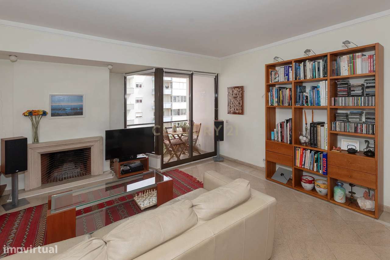 Apartamento T3 Miraflores - Oeiras com Garagem Box-12