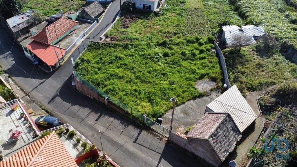 Terreno em Madeira de 533,00 m2