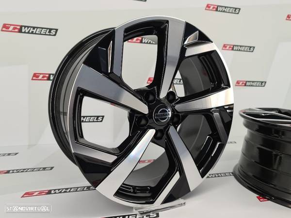 Jantes Nissan Qashqai em 19" | 5x114.3 - 10