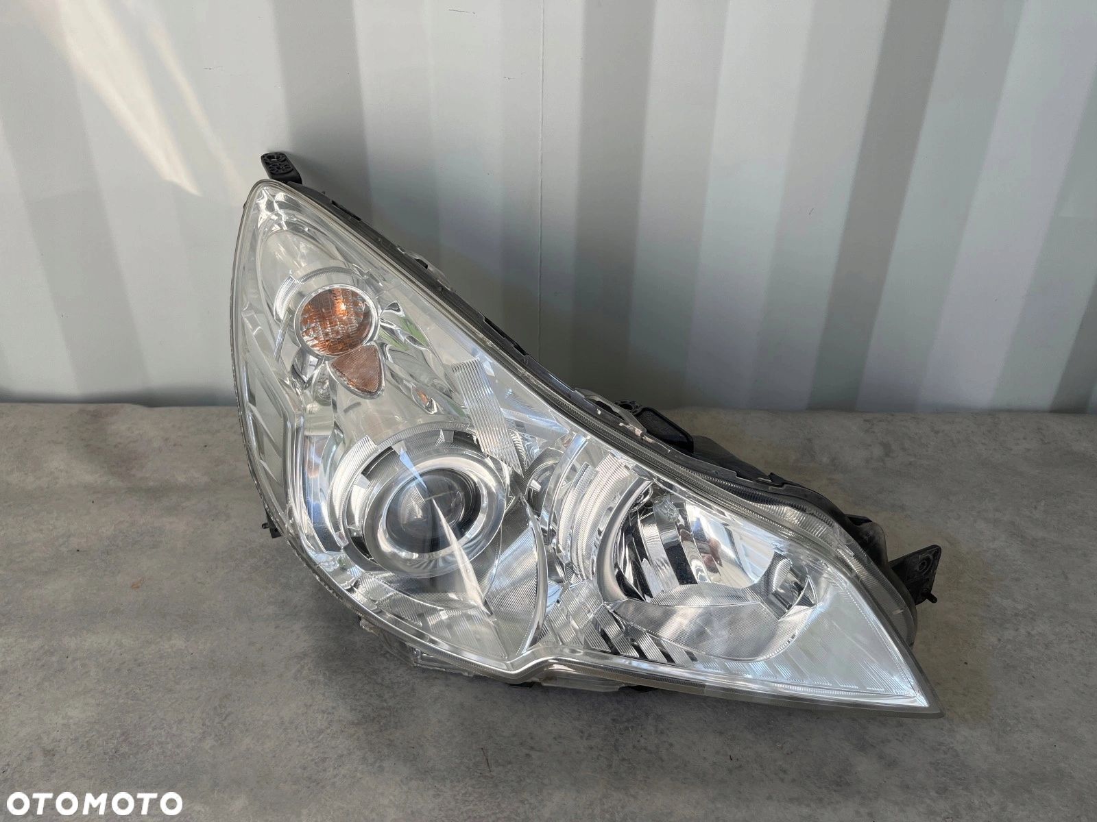 LAMPA PRAWA PRZÓD SUBARU LEGACY V OUTBACK IV - 1