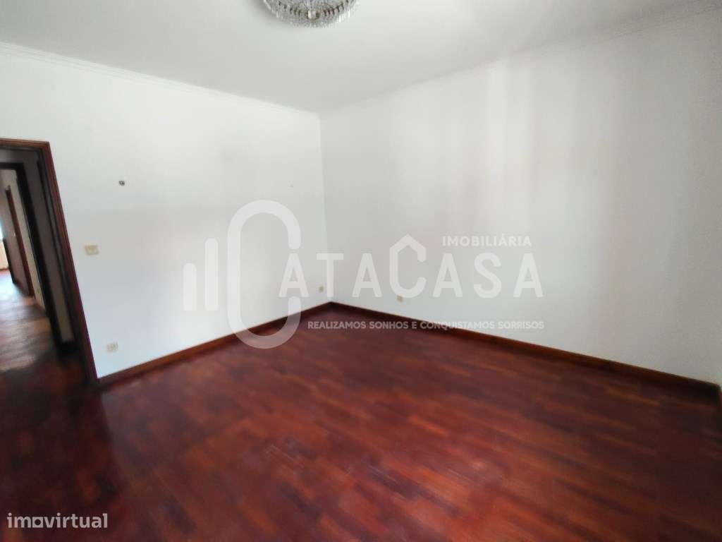Moradia Isolada Térrea T4 para venda na Vista Alegre - Ílhavo-12