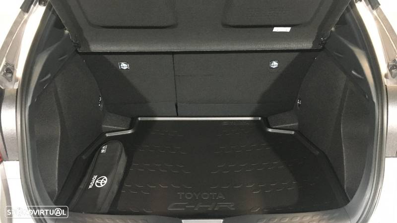 Toyota C-HR 1.8 Hybrid Exclusive+P.Luxury - 11