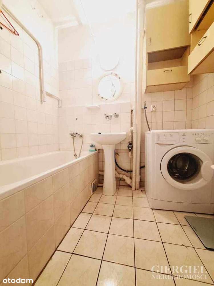 74m ul.Malczewskiego mieszkanie 4-pokojowe-11