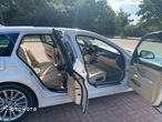 BMW Seria 5 520d Luxury Line - 13