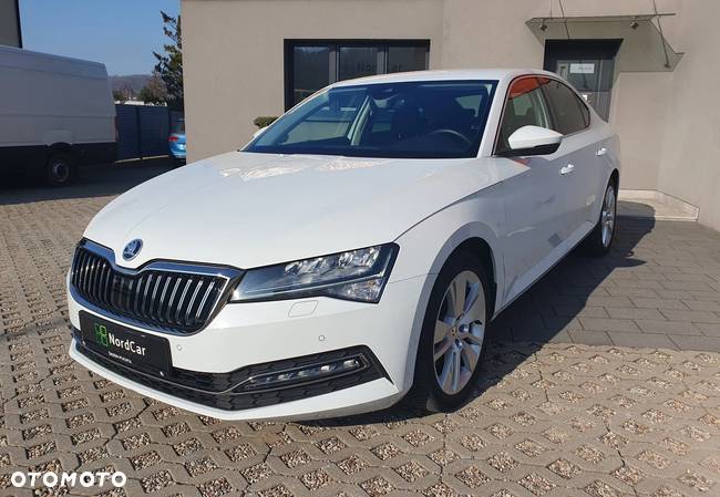 Skoda Superb 2.0 TDI SCR Ambition DSG - 2