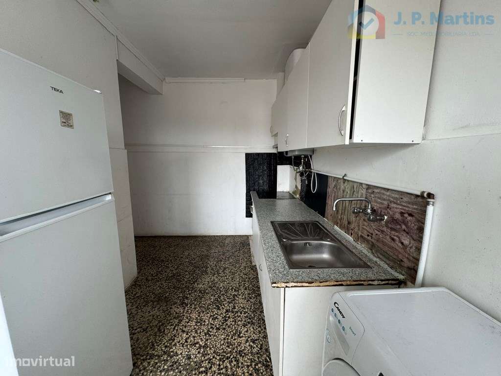 Apartamento T3, Amora-3