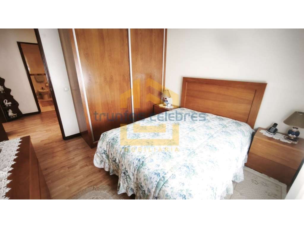 T3 renovado a 200mt da praia das caxinas vila do conde-20