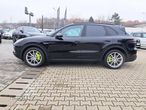 Porsche Cayenne - 3