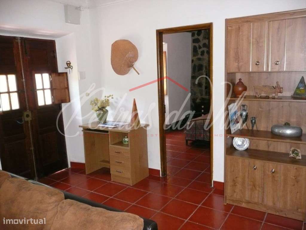 Propriedade de 27ha com moradia de 84m2 e ruina de 90m2 - Odemira-5