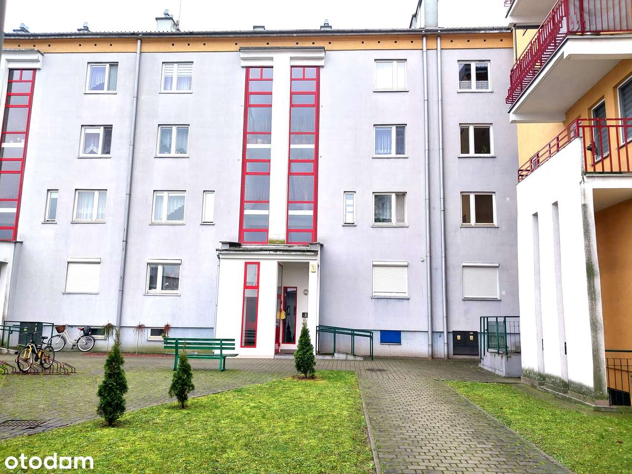 Mieszkanie 51m na II piętrze Mielec Drzewieckiego-0