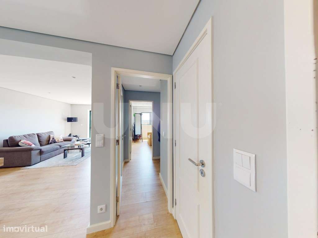 Apartamento T2 Renovado em Baguim do Monte-7