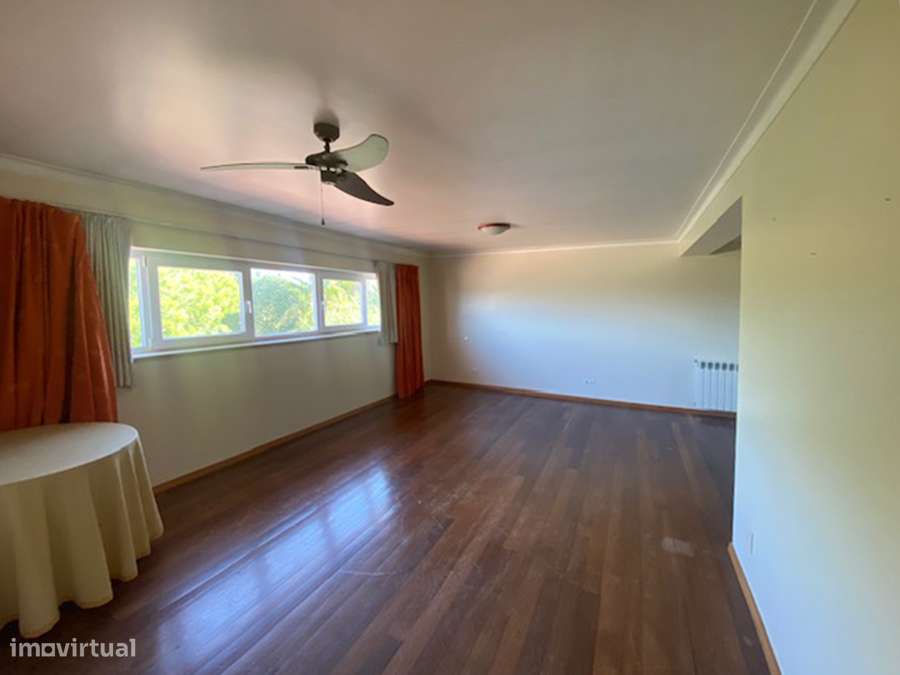 Moradia T5 grande propriedade, pleno campo, arredores Caldas da Rainha-35