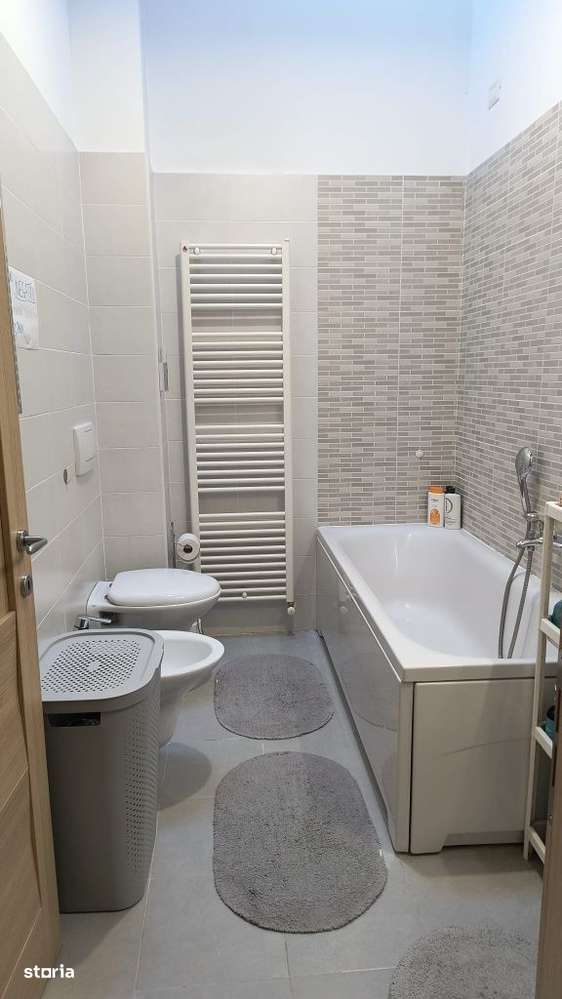 Apartament 3 camere, 2 bai, loc parcare, Dumbravita - Imagine principală: 4/8