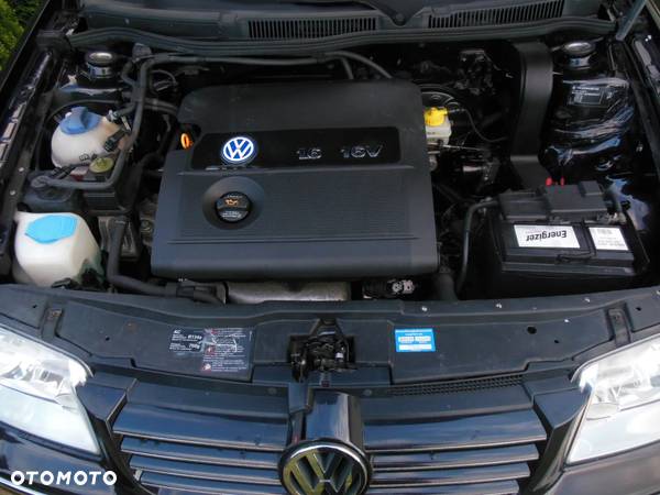 Volkswagen Bora 1.6 - 25