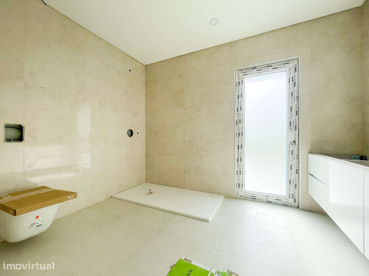 Moradia T4 com Piscina - Santa Iria de Azoia (Bairro da Salvação)-39