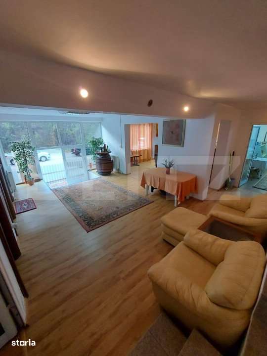 Oportunitate !!!! Cabana 360 mp, teren 840 mp, Moroeni - Imagine principală: 3/15