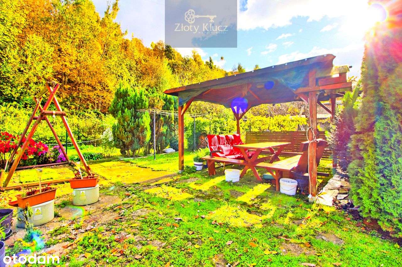 Dom z tarasem-5 pokoi-ogród-dwa garaże murowane-17