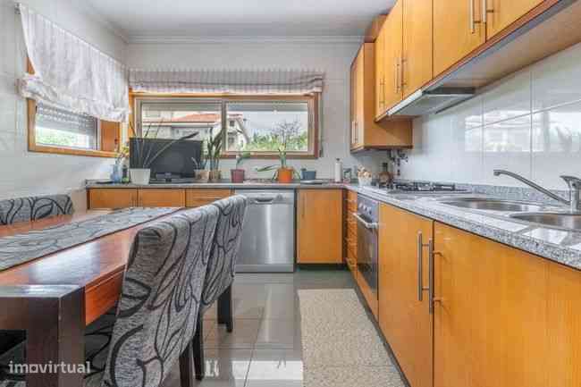 Espetacular Moradia em Banda T4 com jardim  em Sequeira - Braga - Grande imagem: 4/33