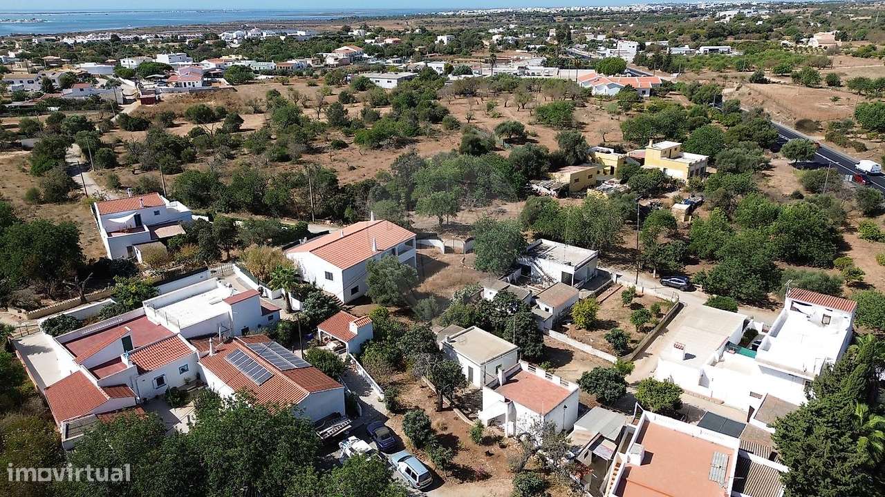 Moradia T2 para venda - Grande imagem: 2/24