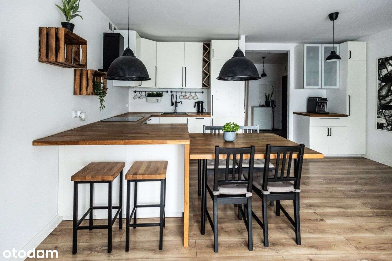 Mieszkanie w Kmienicy, 4 miejsca parkingowe-3