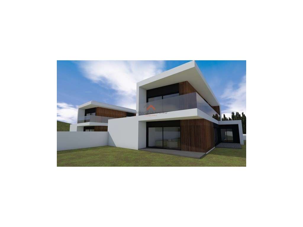 Moradia T4 Isolada junto á Escola C+S de São Bernardo! - Grande imagem: 2/7