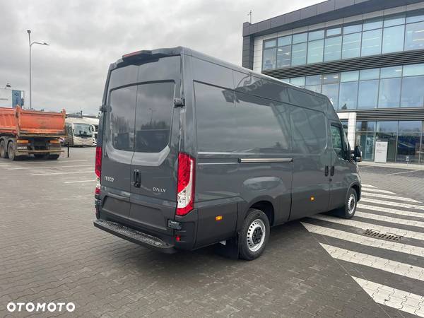 Iveco Daily 35S18HA8V - 5