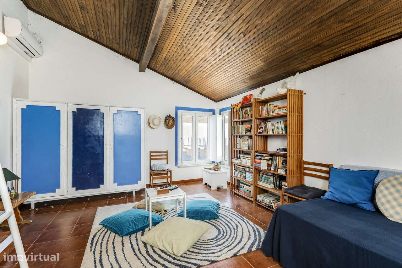 Encantadora Moradia T5 na Chamusca: Conforto, Tranquilidade e Potencia - Grande imagem: 3/52