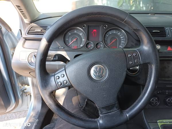 Dezmembrari  VW PASSAT B6  2005  > 2010 2.0 TDI Motorina - 27