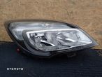 LAMPA PRAWA REFLEKTOR OPEL MERIVA B 2 II LIFT - 1