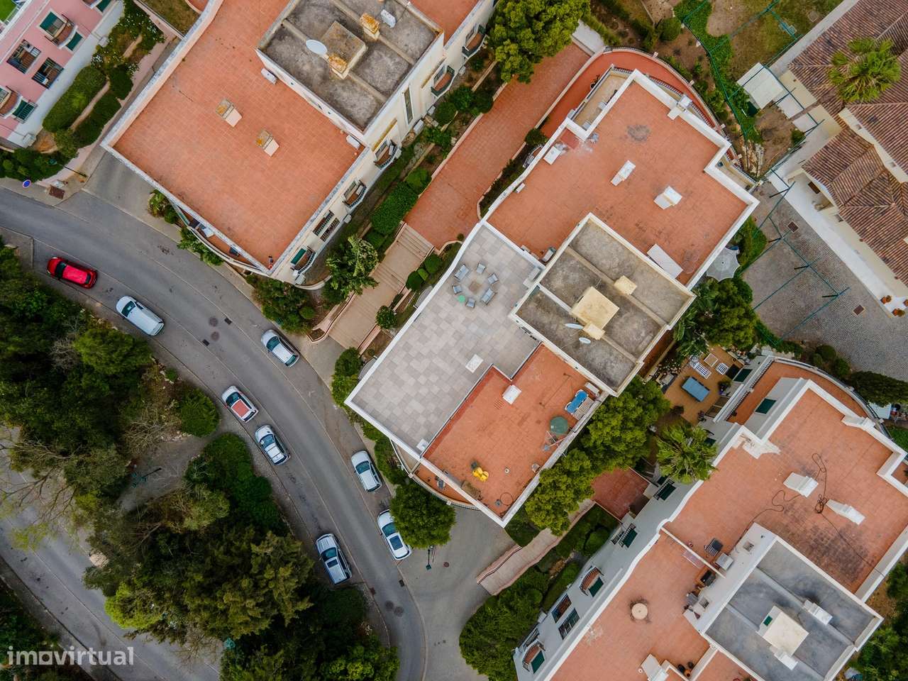 Apartamento T2 Moderno com Rooftop Privado & Vistas Panorâmicas-23