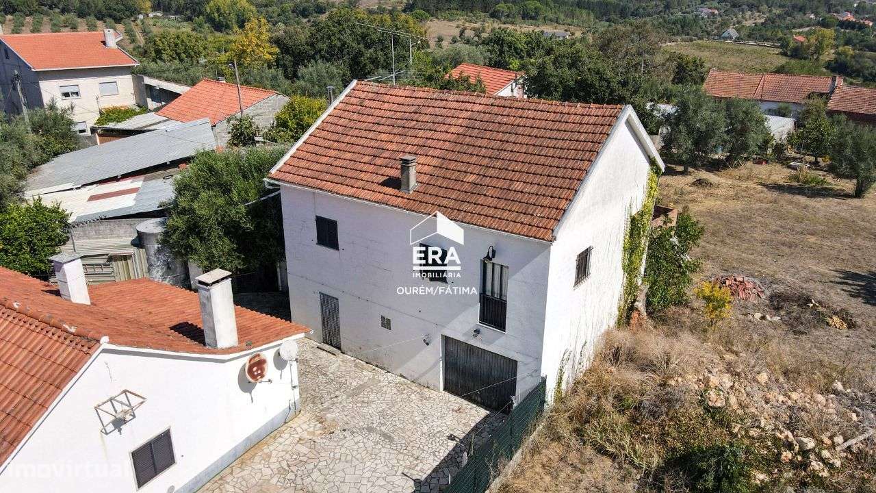 Moradia T6 localizada nas Louçãs, Ourém - Grande imagem: 4/31