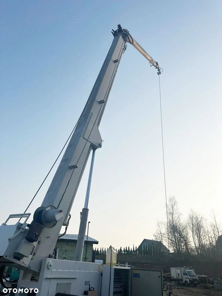 Używane Inny Dźwig Albert Bocker Seilwinde HY1010 27 Metrów zasięgu