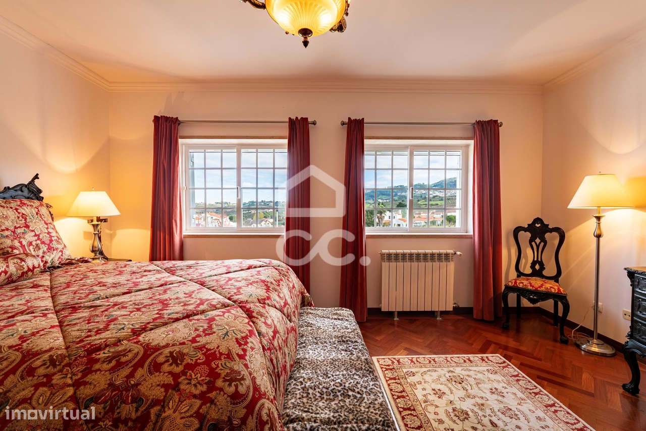 Moradia T4+3 de Prestígio em Vila Nova – Cadaval-40