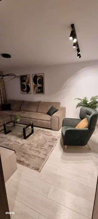 Apartament 2 camere, Complex Urban- Coresi Mall , 169000Euro-0