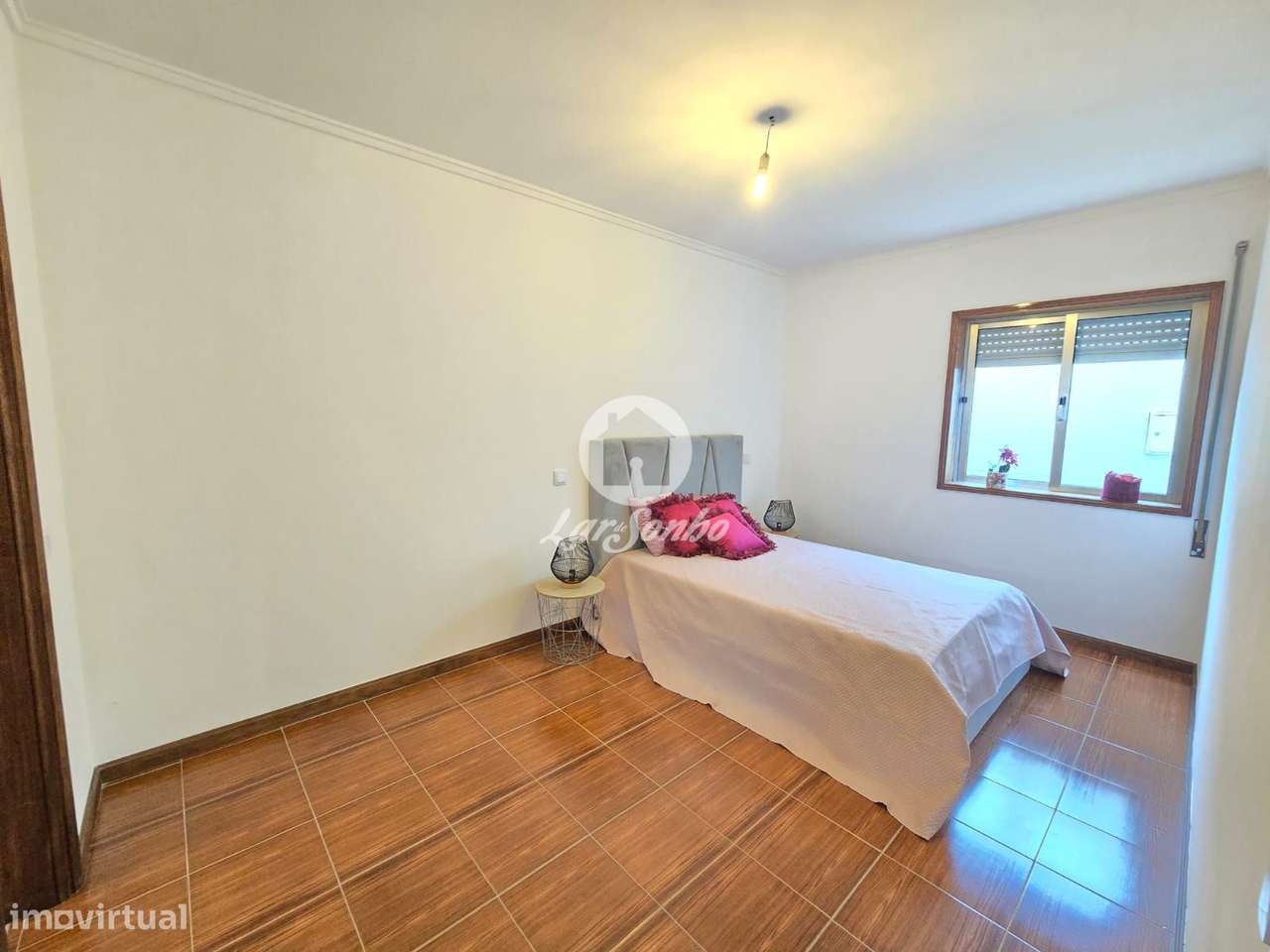 Andar Moradia T3 independente com garagem e terraço - Grande imagem: 5/25