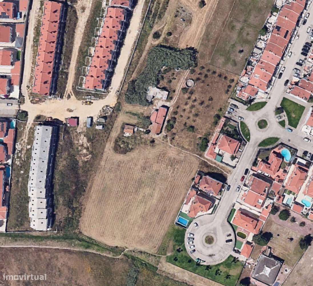 Terreno com PIP aprovado para construção de moradias de luxo - Grande imagem: 4/5