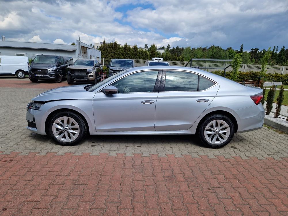 Skoda Octavia IV 1.5 TSI e-Tec Style DSG 2025