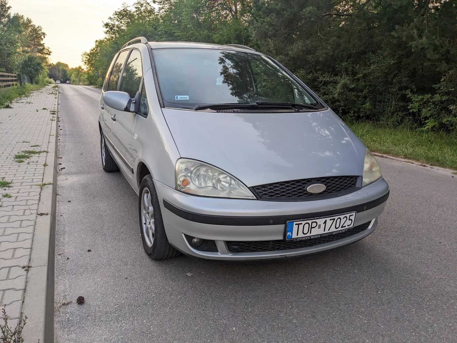 Używane Ford Galaxy - 7 999 PLN, 324 000 km, 2003